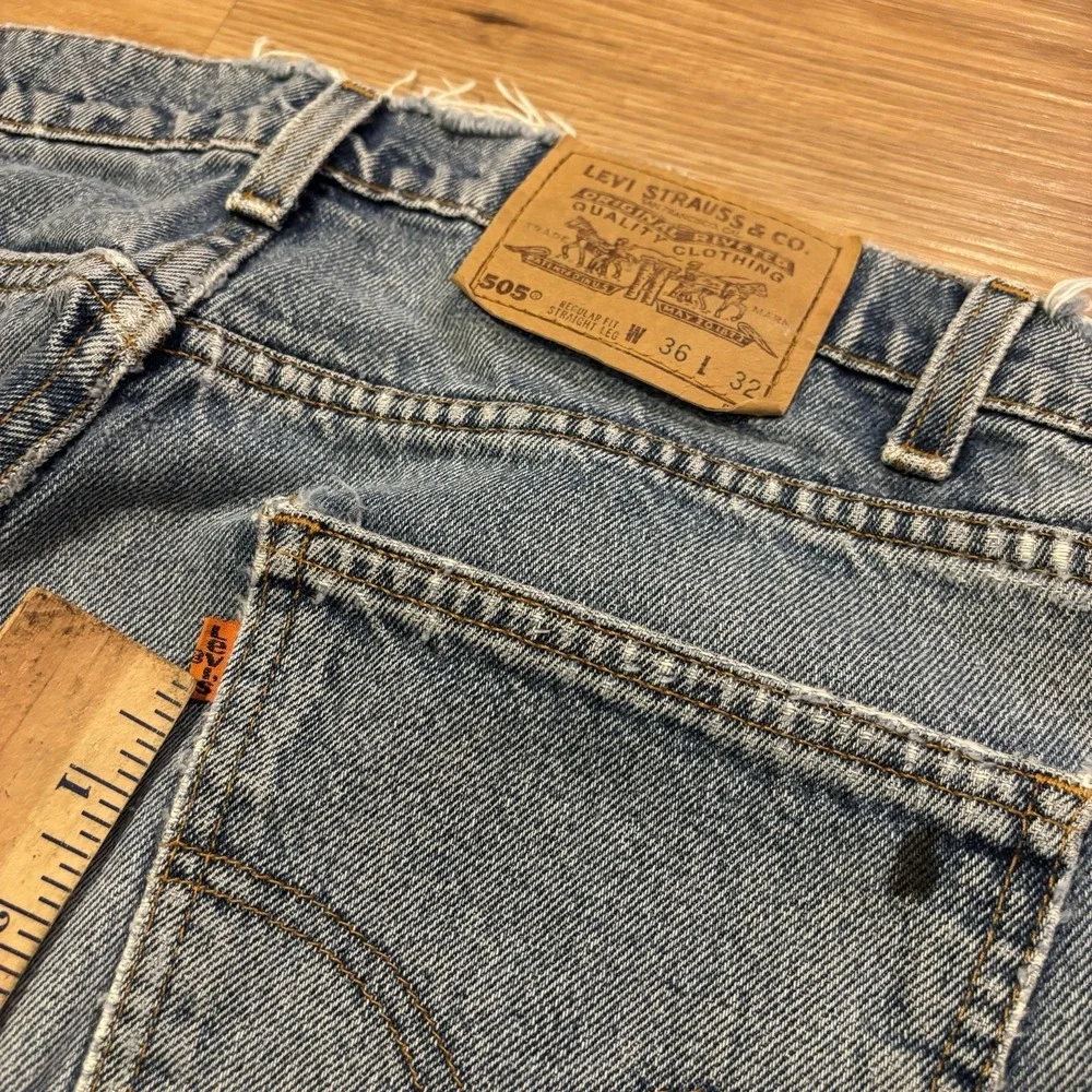 VTG 1997 Levis 505 Orange Tab Jeans Mens 34x31 Made In USA Distressed Faded 90s
